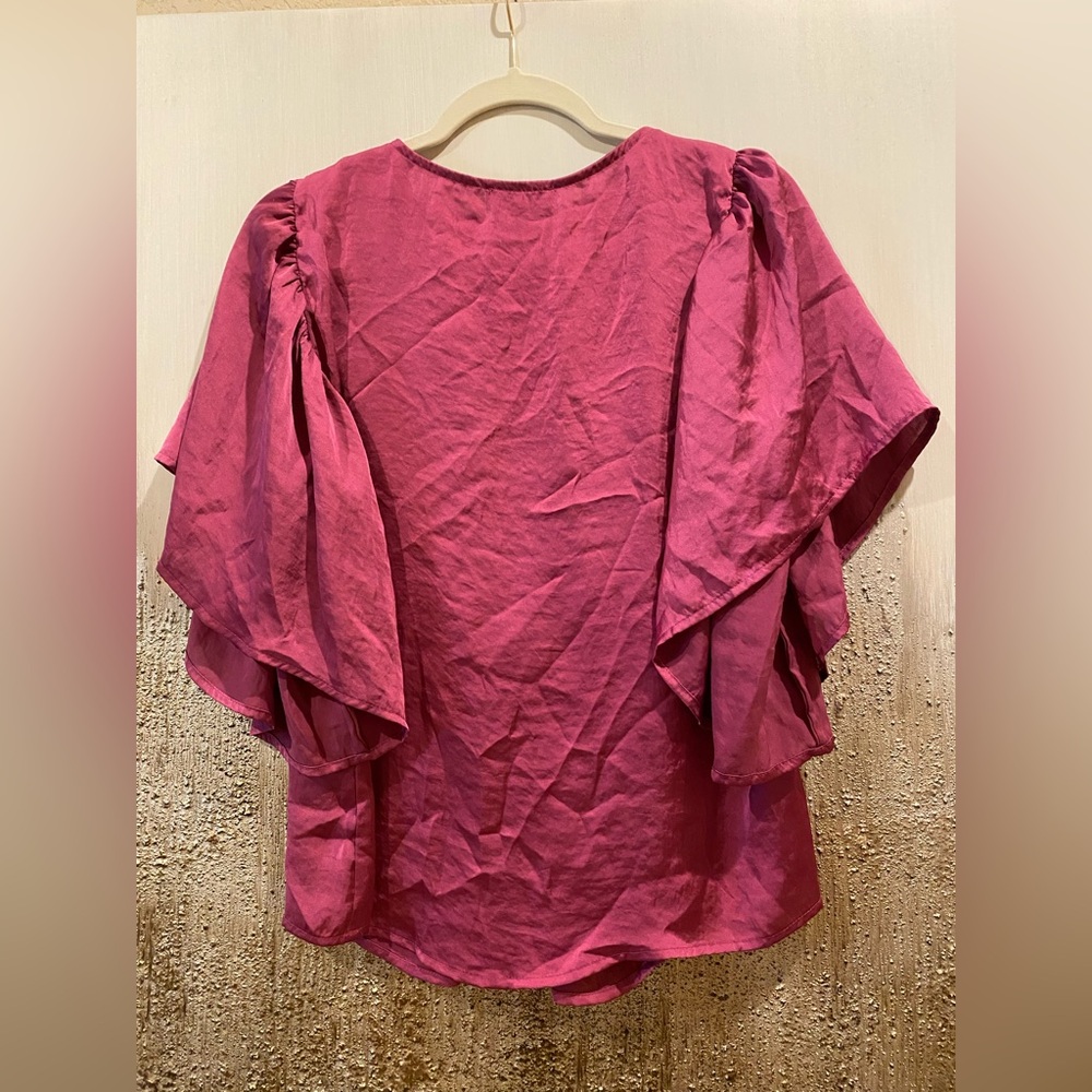 DKNY by Donna Karan Satin Fuchsia Pink V-Neck Short Flutter Sleeve Blouse - L - Picture 3 of 6